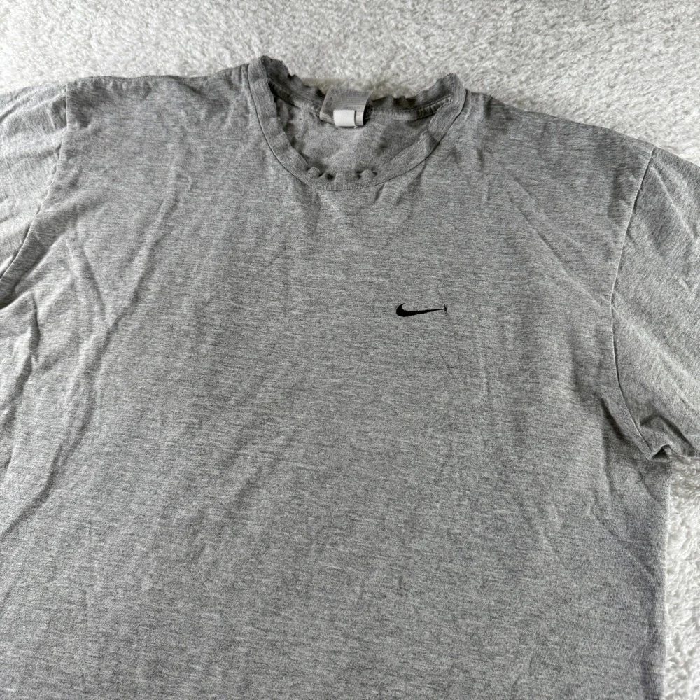 Y2K Nike Silver Tag Men's Large Short Sleeve Gray Grey Shirt Distressed Used